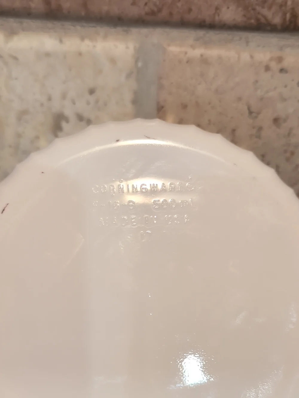 Matching Set Of 4 (Four) Vintage Corningware French White F-16-B W/ Vented Lids